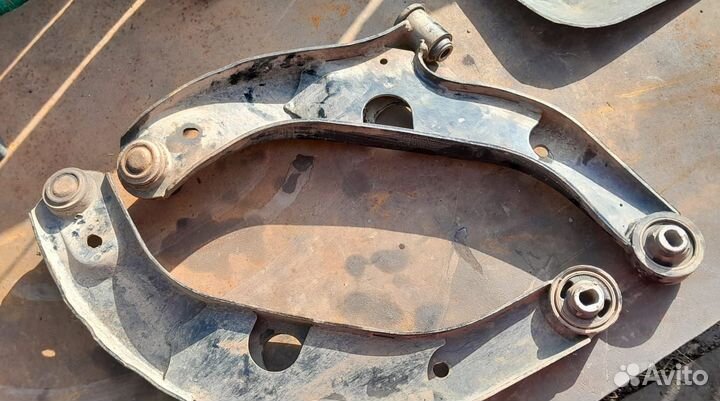 Рычаг передней mazda премаси 1