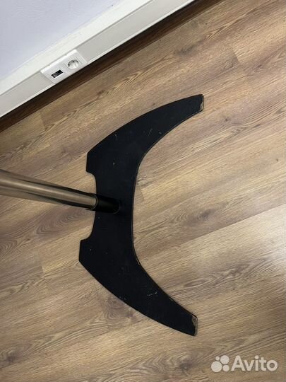 Стойка для телевизора напольная