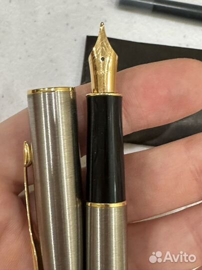 Перьевая ручка parker