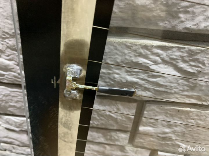 Mitsubishi Lancer Стекло заднее