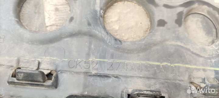 Молдинг двери задней левой Range Rover 4