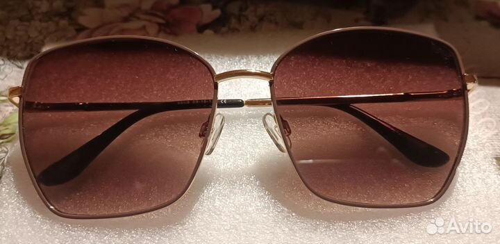 Солнцезащитные очки