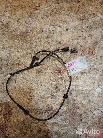 Датчик ABS Nissan Teana J32