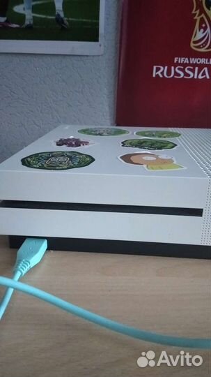 Xbox one s + GTA V
