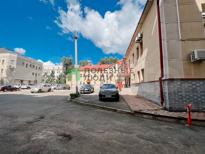 Продам офисное помещение, 258.2 м²