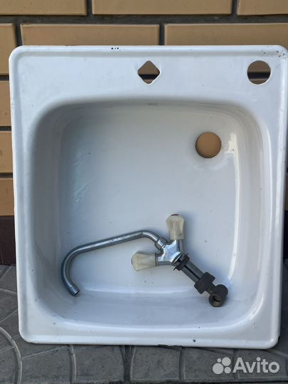 Раковина мойка с краном смесителем для кухни