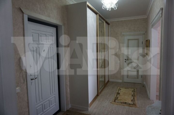 2-к. квартира, 75 м², 2/13 эт.