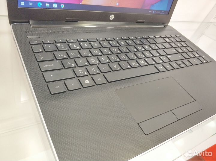 HP Pavilion 15-DB 8Gb 256SSD 500HDD