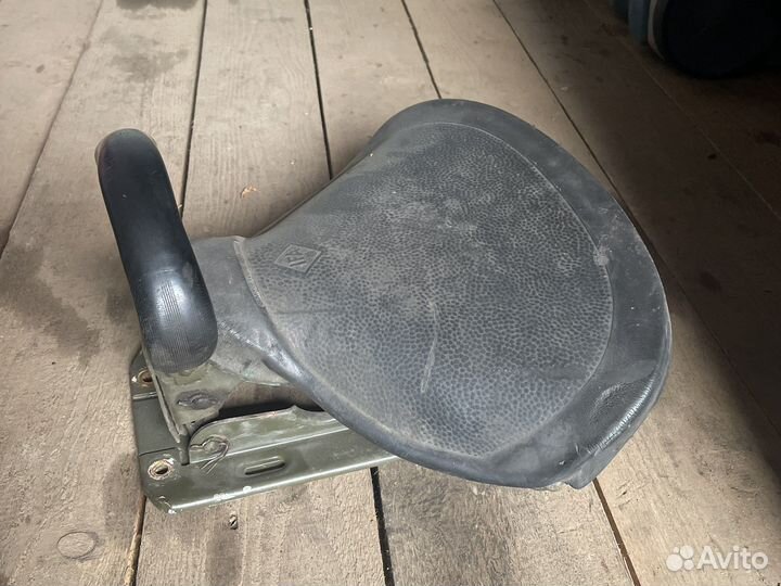 Сиденье пассажира ifa bk 350