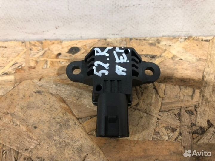 Датчик удара передний правый Jaguar Xf 1 Рестайл