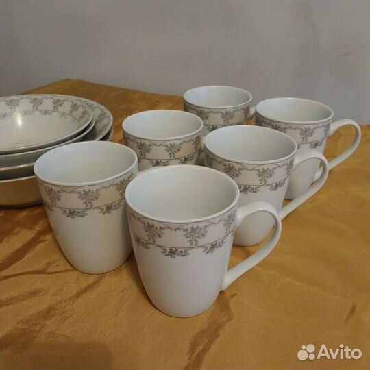 Новые фарфоровые бокалы.Тарелки