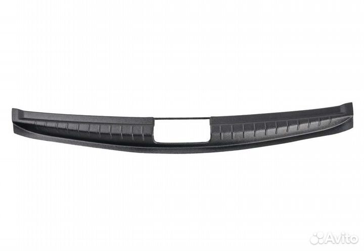 Накладка в проем багажника Рено Дастер