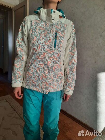 Куртка горнолыжная