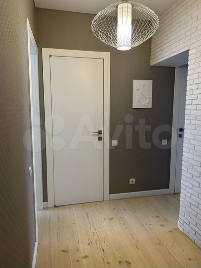 3-к. квартира, 84 м², 3/9 эт.
