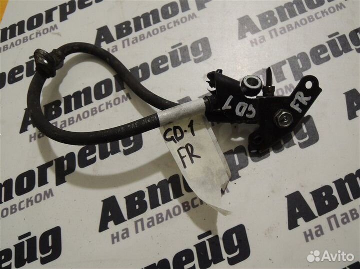 Шланг тормозной передний правый Honda Fit GD1