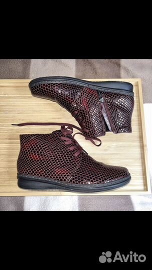 Ботинки демисезонные женские 37 размер