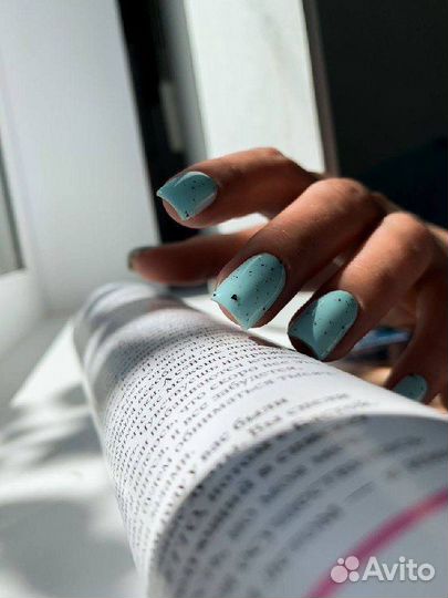 Маникюр педикюр