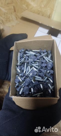 Саморезы кровельные