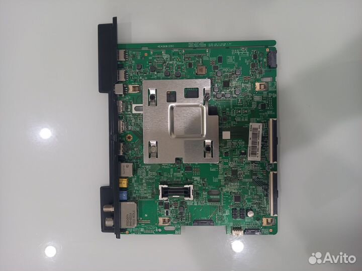 Разбор Samsung UE50NU7400U