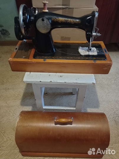Швейная машина Подольск