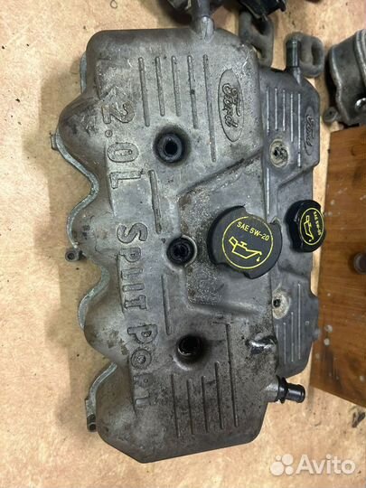 Клапанная крышка Ford Focus 2.0 Split Port
