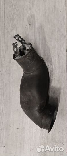 Патрубок интеркулера Шаран/гэлакси