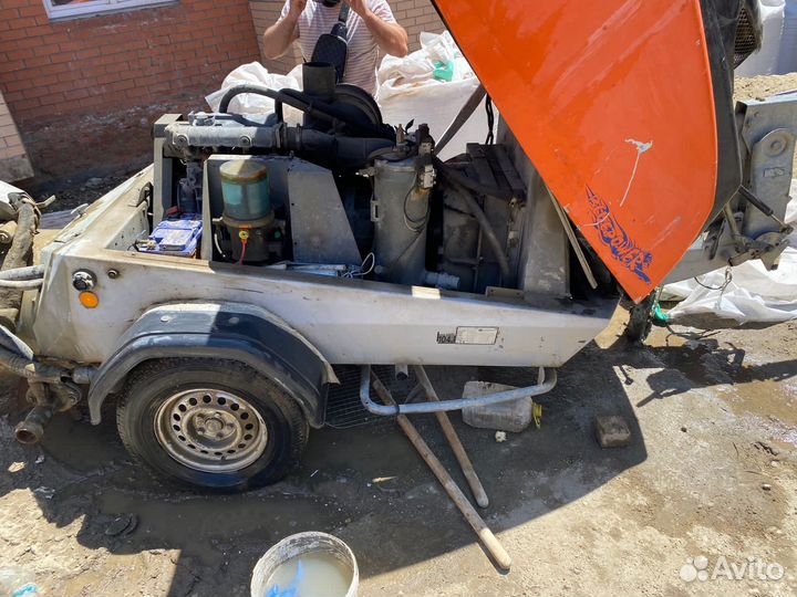 Пневмонагнетатель для стяжки пола с Brinkmann 450