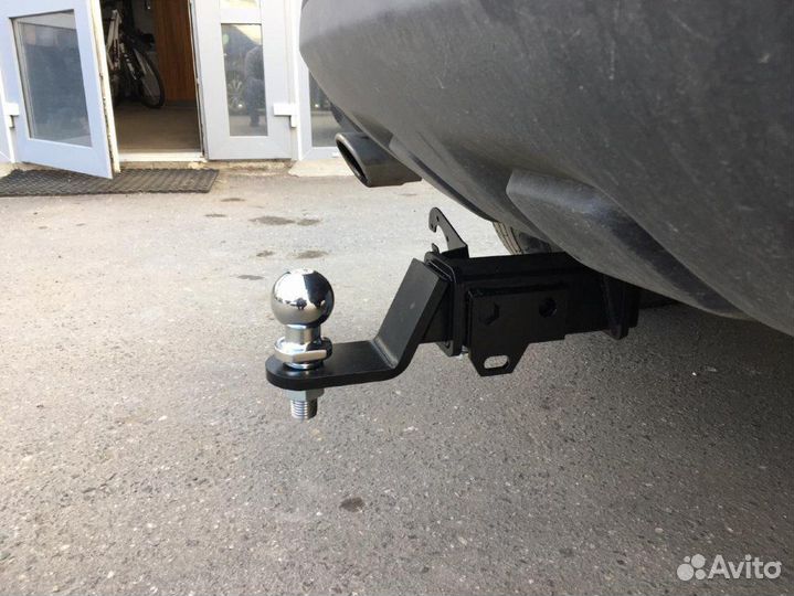 Фаркоп на Renault Kaptur квадрат 50х50