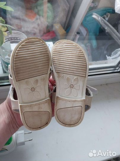 Сандали для девочки