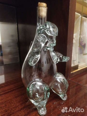 Стеклянная бутылка-медведь