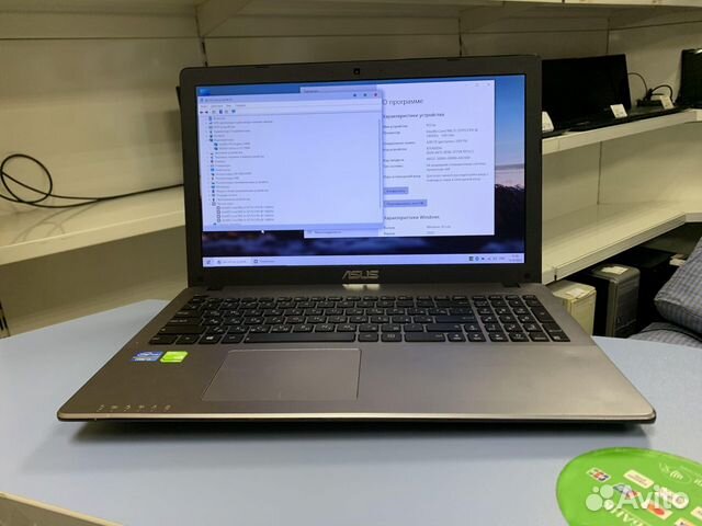 Ноутбук Asus X550C(i3 3217U\4gb\GT 720 2gb\320gb)