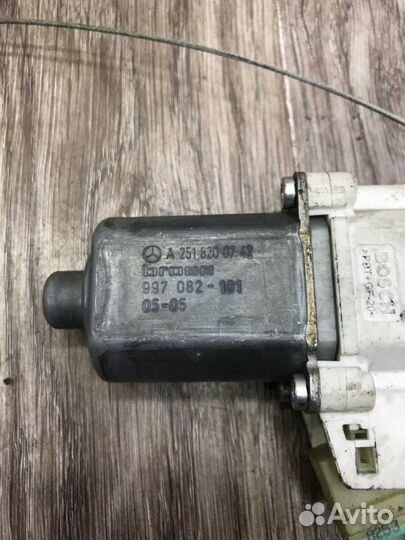 Мотор стеклоподъемника передний левый Mercedes