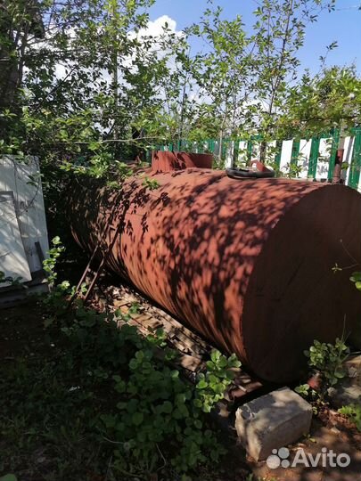 Бак бу из железа