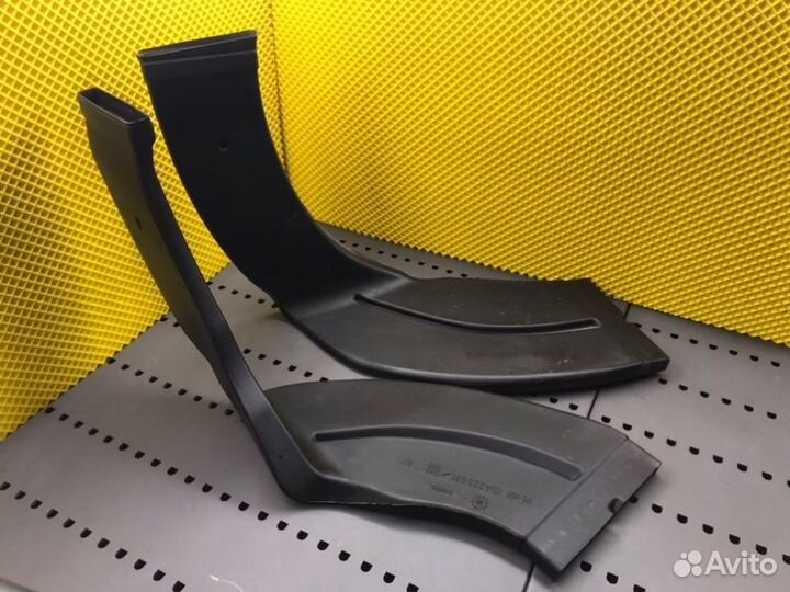 Воздуховод салона передний Mercedes-Benz C-Class