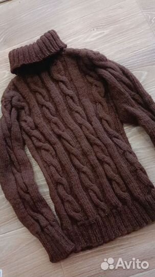 Свитер