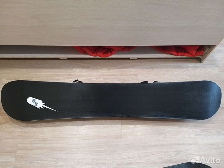 Сноуборд с креплениями 164