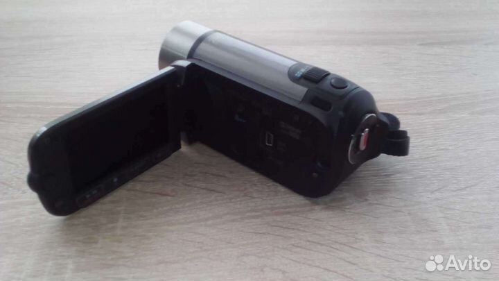 Видеокамера canon