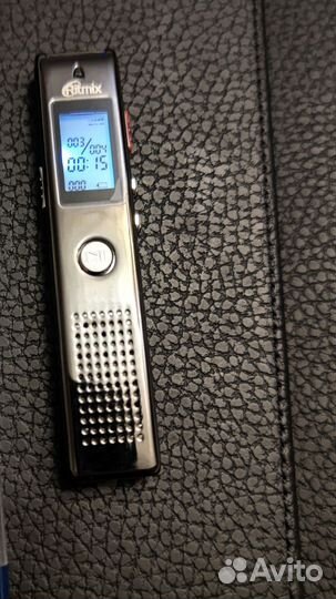 Цифровой диктофон Ritmix RR-100 4Gb (новый)