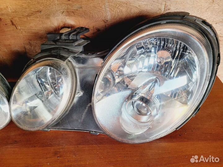 Фара левая и правая opirus