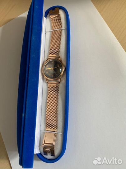 Мужские золотые часы