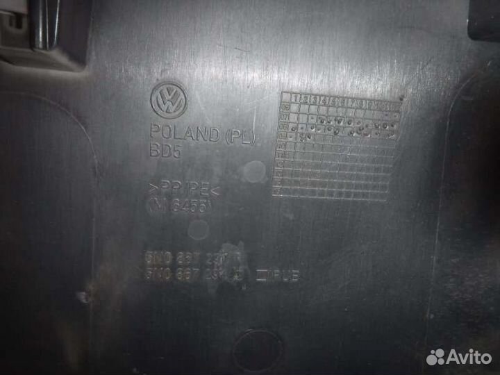 Обшивка стойки левая Volkswagen Tiguan cava 2009