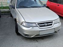 Daewoo Nexia 1.6 MT, 2013, битый, 180 000 км, с пробегом, цена 65 000 руб.