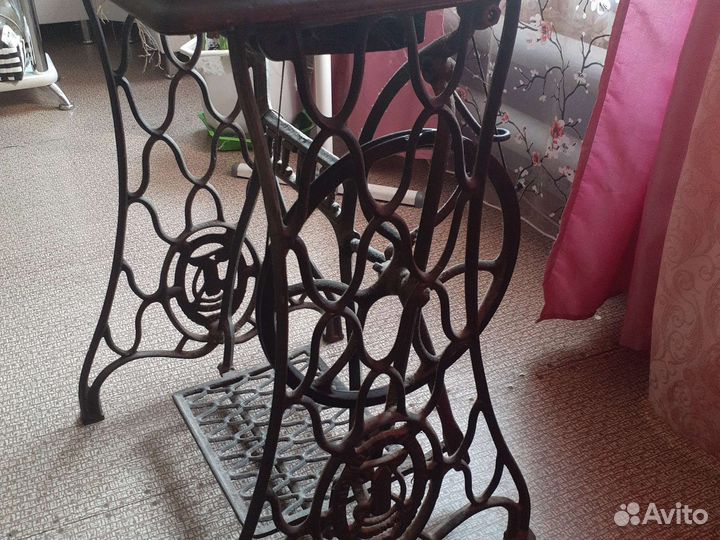 Швейная машина пгмз