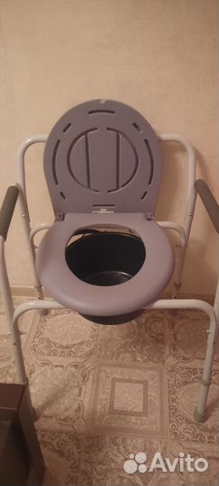 Санитарный стул туалет для пожилых. Кресло туалет