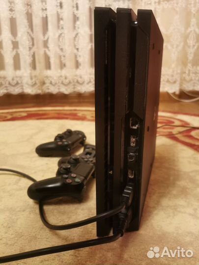Sony ps4 pro 1tb
