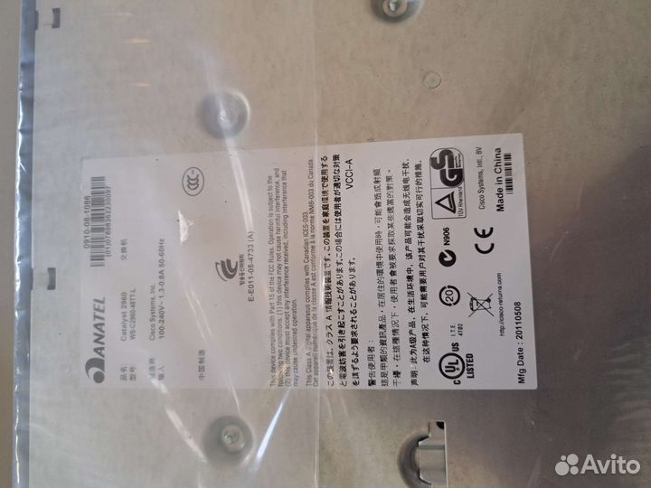 Коммутатор cisco WS-C2960-48TT-L