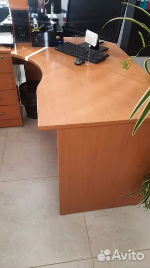 Компьютерный стол