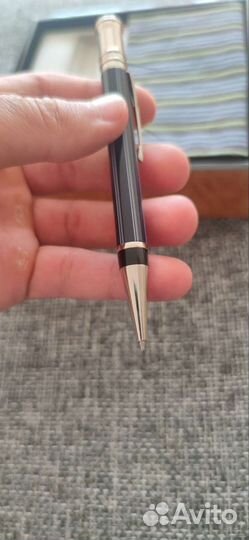 Шариковая ручка parker