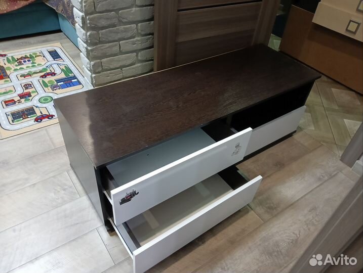 Полка настенная