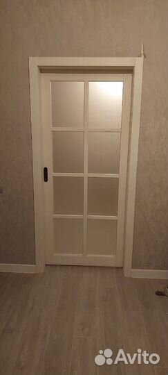 Дверь межкомнатная со стеклом